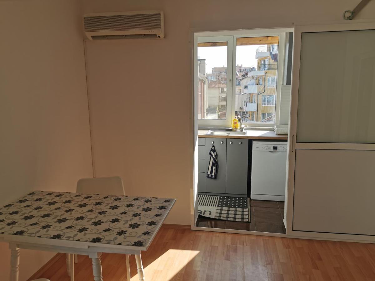 Apartament 4Th Floor Burgas Zewnętrze zdjęcie