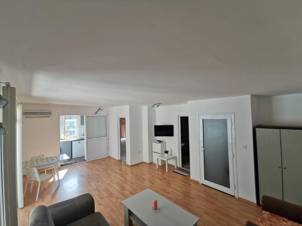 Apartament 4Th Floor Burgas Zewnętrze zdjęcie